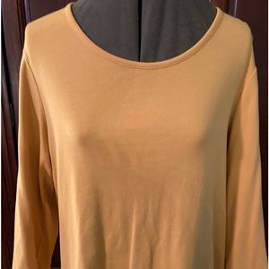 Gold colored 3/4 sleeve Tshirt